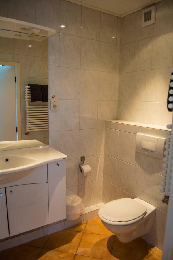 In De Witte Handt Midsland Exterior photo